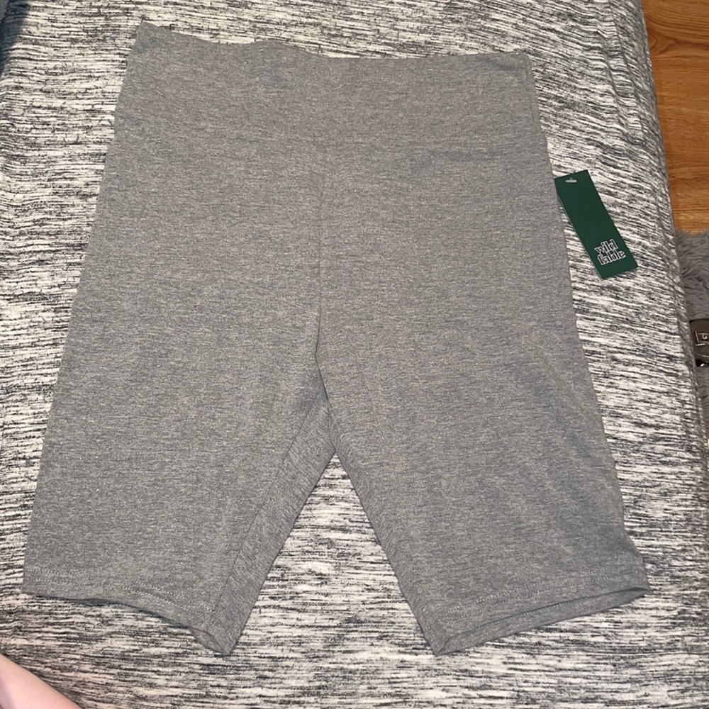 biker shorts size medium